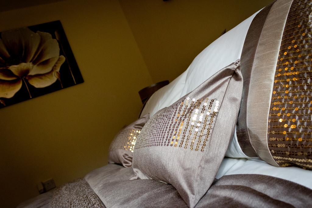 The Lindley Suite - Simple2Let Serviced Apartments Huddersfield Bilik gambar