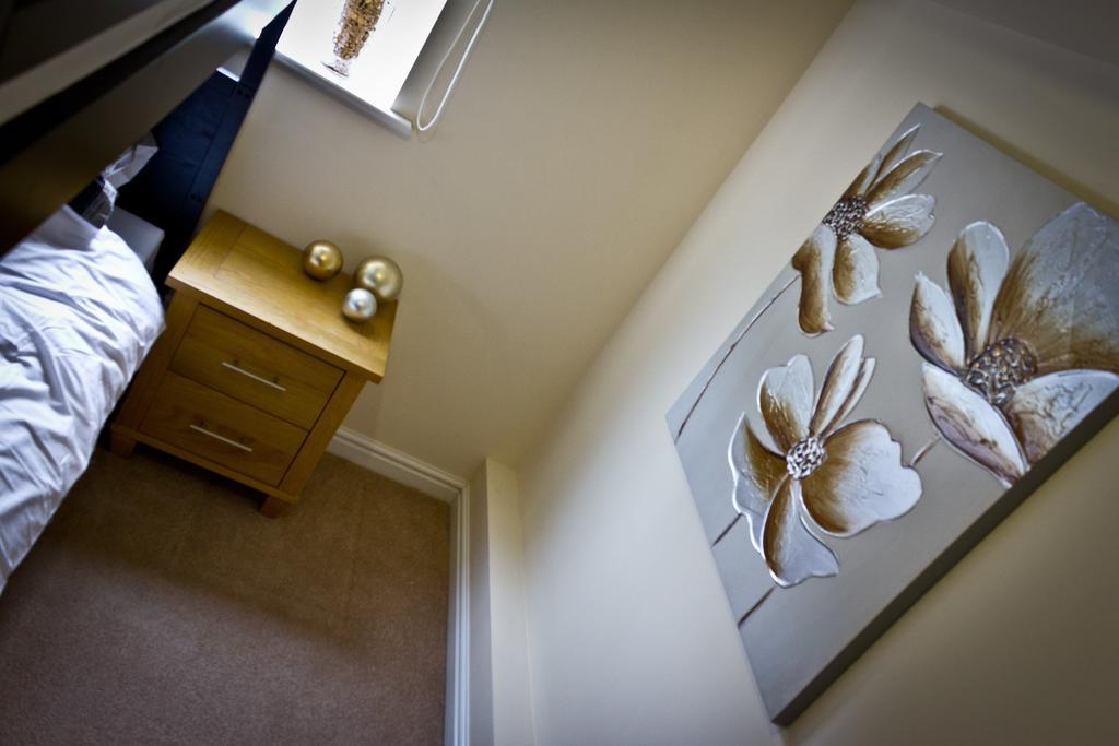 The Lindley Suite - Simple2Let Serviced Apartments Huddersfield Bilik gambar