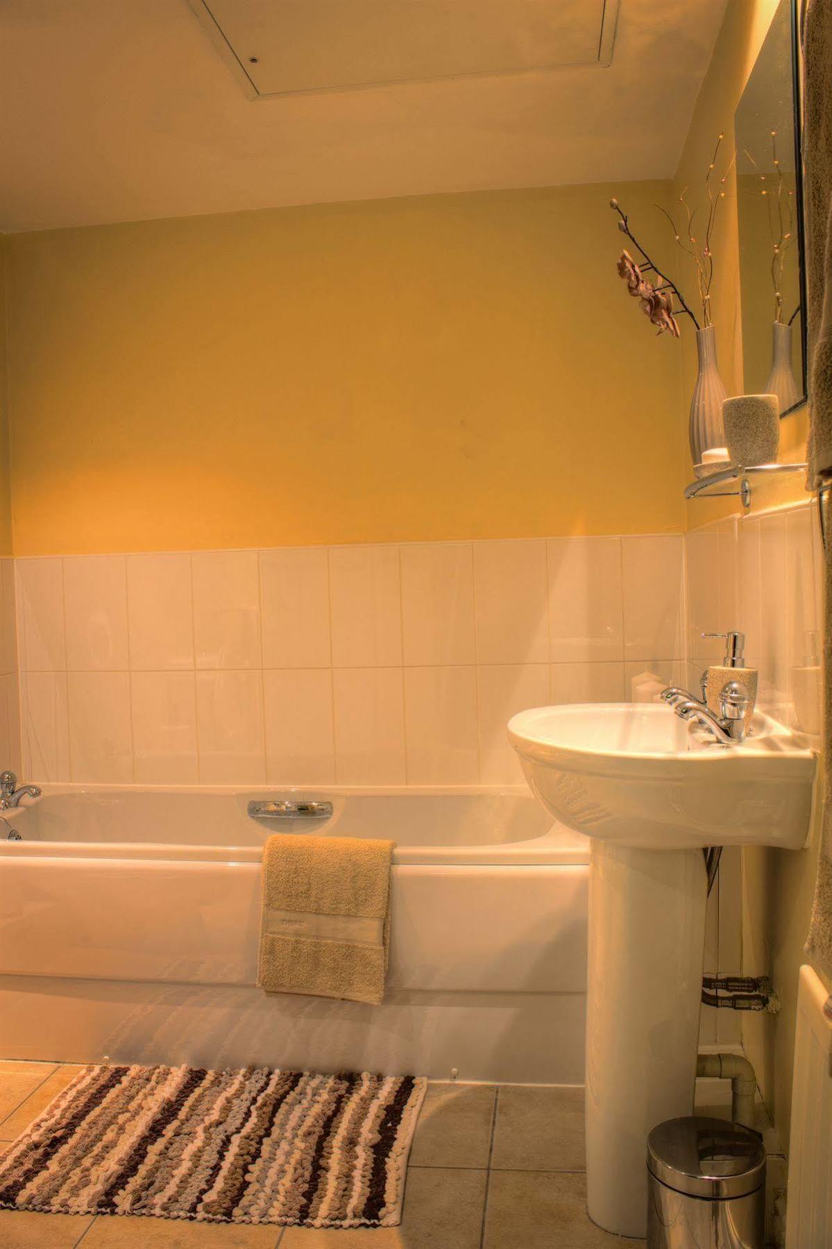 The Lindley Suite - Simple2Let Serviced Apartments Huddersfield Luaran gambar