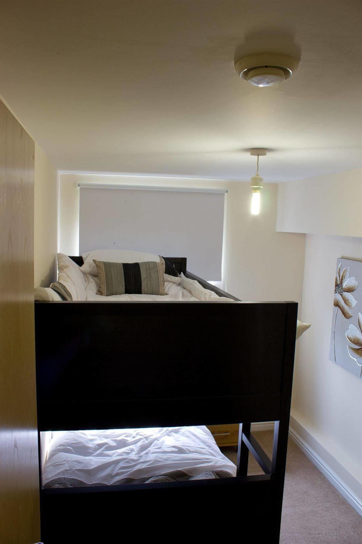 The Lindley Suite - Simple2Let Serviced Apartments Huddersfield Luaran gambar